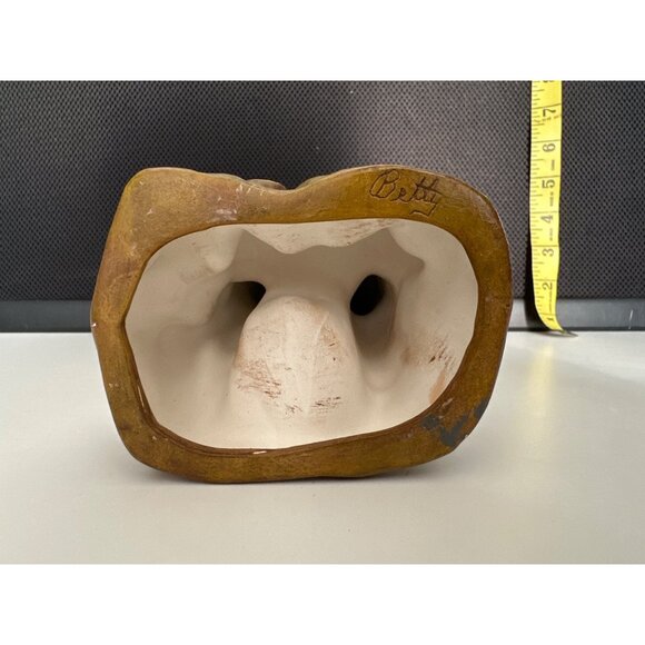 Vintage Farmer Figurine Holding Basket & Pig - Picture 7 of 9